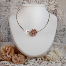Pendant necklace with Swarovski crystal pearls